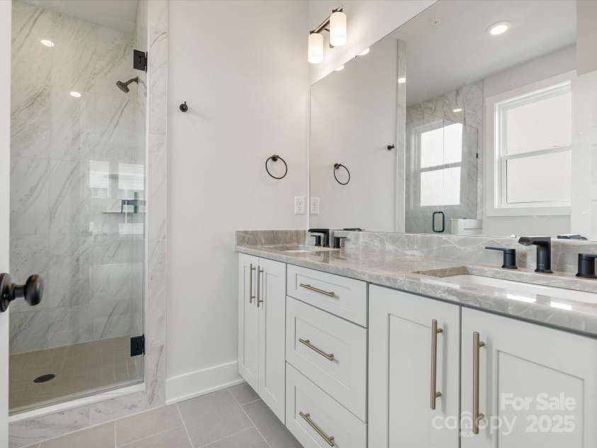 5003 Tiny Lane, Charlotte, NC 28203.  MLS# CAR4231569, YatesRealty ID 2465. 
