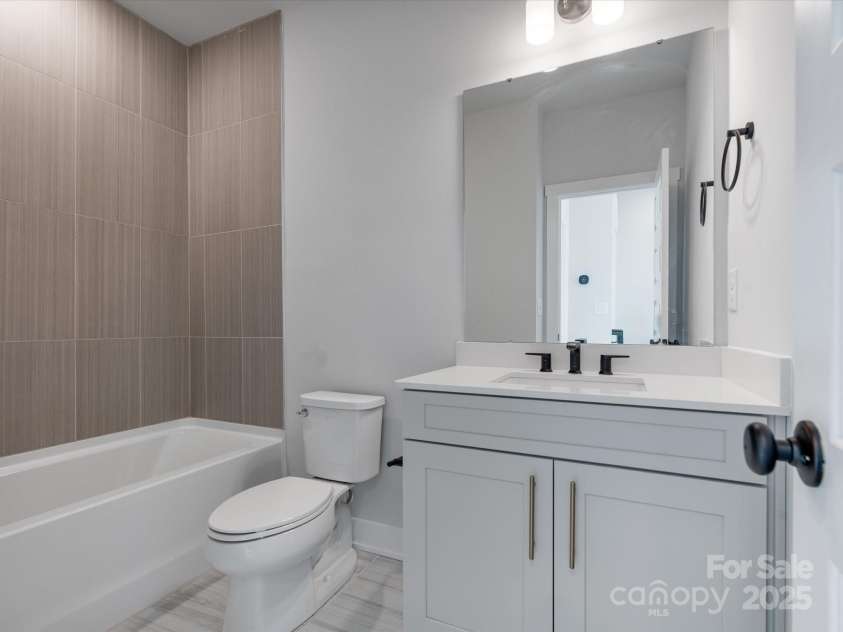 5003 Tiny Lane, Charlotte, NC 28203.  MLS# CAR4231569, YatesRealty ID 2465. 