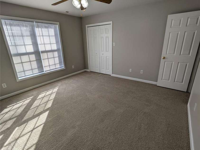 1009 22nd Street, Hickory, NC 28601.  MLS# CAR4272354, YatesRealty ID 24651. 