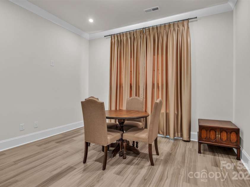 513 Meadow Ridge Drive, Belmont, NC 28012.  MLS# CAR4267860, YatesRealty ID 24654. 