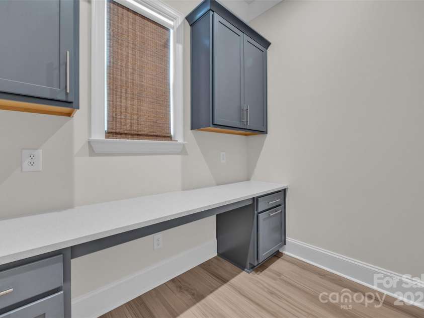 513 Meadow Ridge Drive, Belmont, NC 28012.  MLS# CAR4267860, YatesRealty ID 24654. 