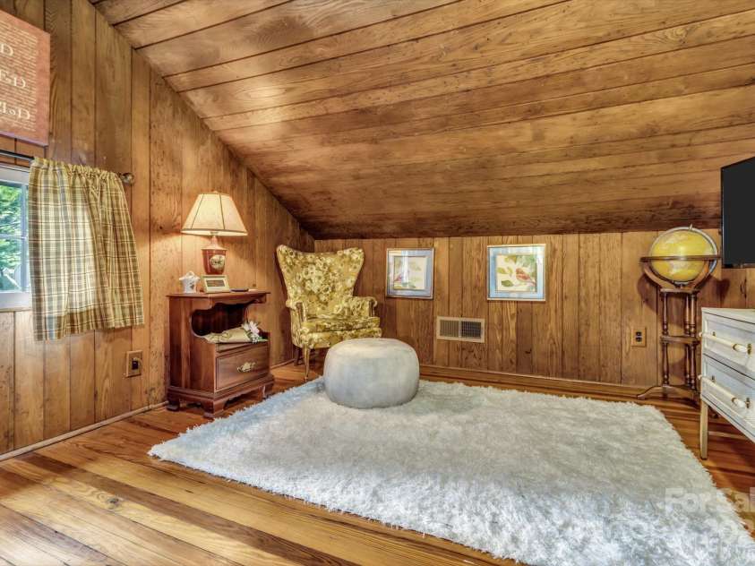 60 Meeks Road, Black Mountain, NC 28711.  MLS# CAR4269657, YatesRealty ID 24655. Upstairs Bedroom 1
