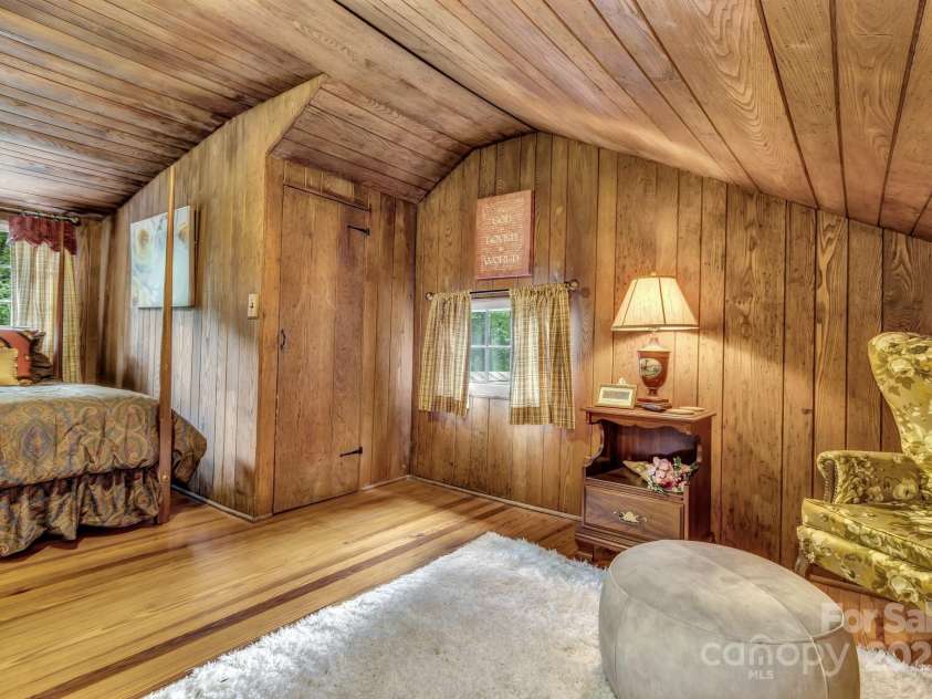 60 Meeks Road, Black Mountain, NC 28711.  MLS# CAR4269657, YatesRealty ID 24655. Upstairs Bedroom 1