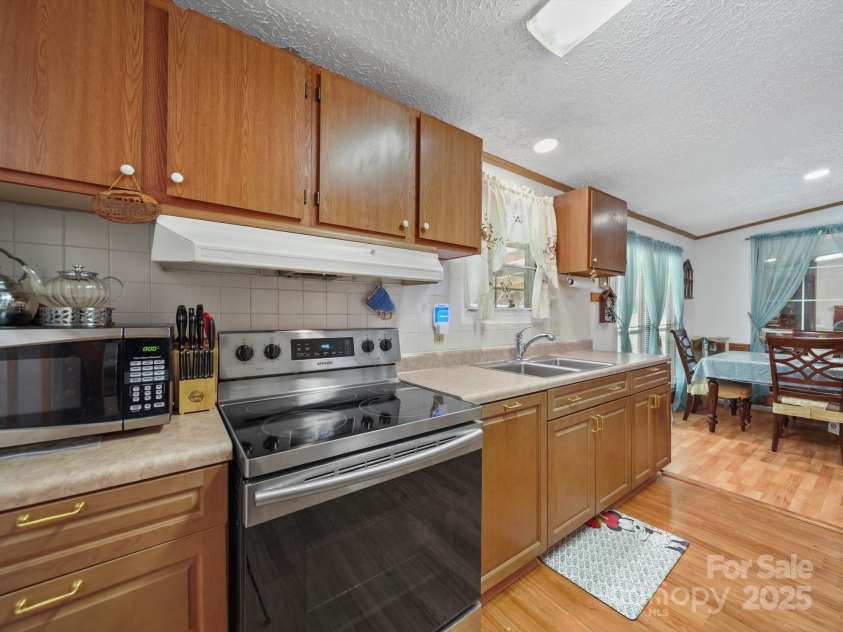 130 Benton Road, Kings Mountain, NC 28086.  MLS# CAR4273099, YatesRealty ID 24656. 