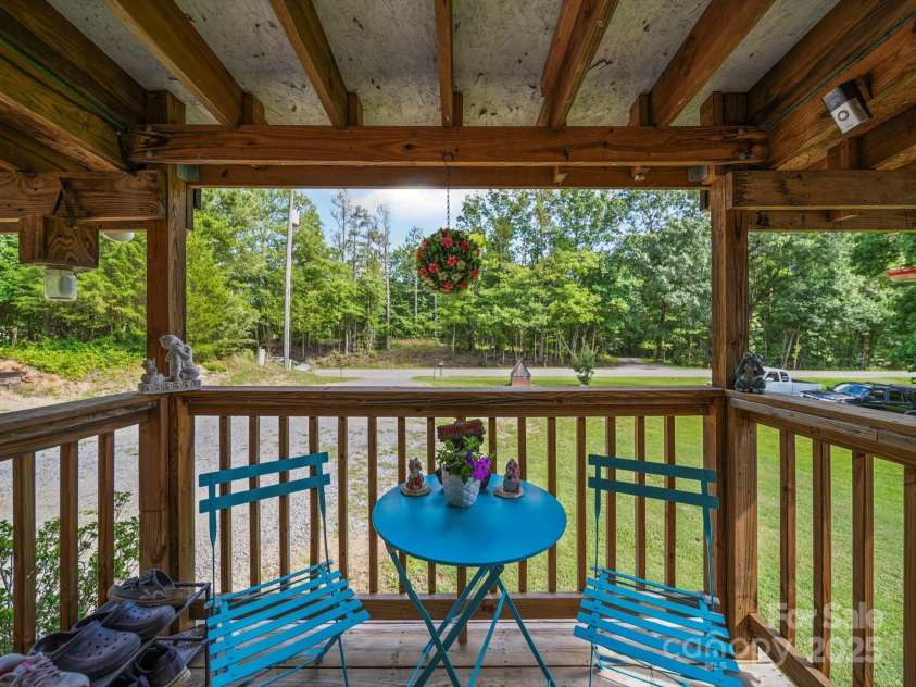 130 Benton Road, Kings Mountain, NC 28086.  MLS# CAR4273099, YatesRealty ID 24656. Covered front porch