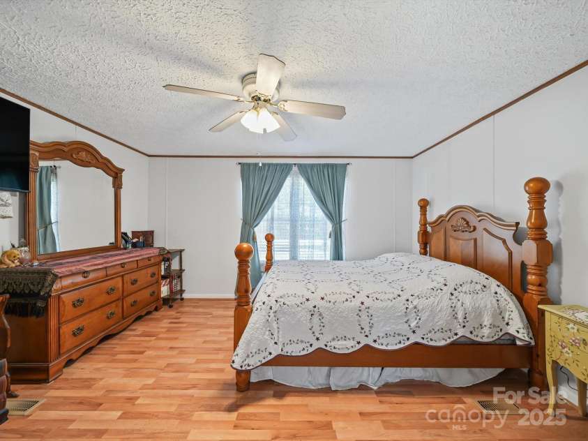 130 Benton Road, Kings Mountain, NC 28086.  MLS# CAR4273099, YatesRealty ID 24656. Primary Bedroom
