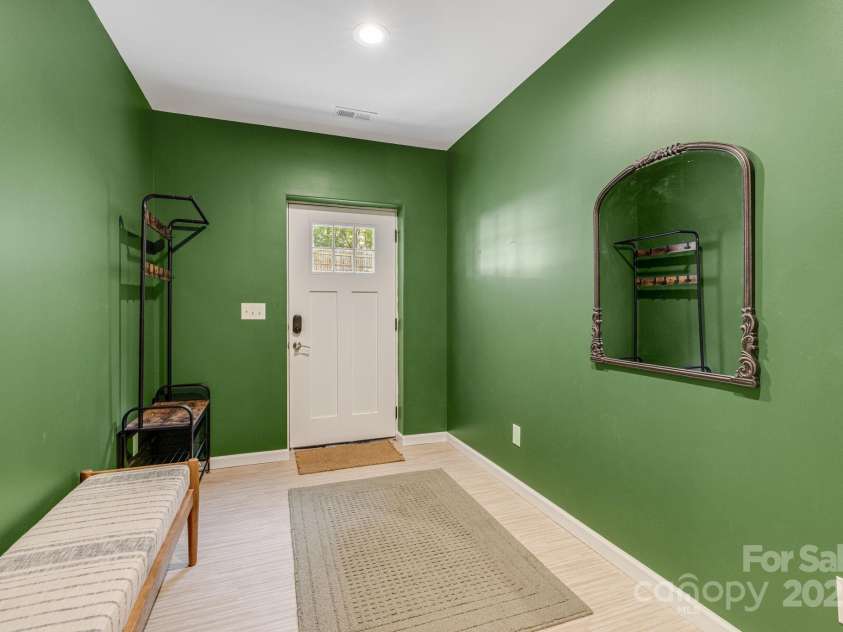 506 Hiawassee Avenue, Black Mountain, NC 28711.  MLS# CAR4265493, YatesRealty ID 24657. Apt separate entrance