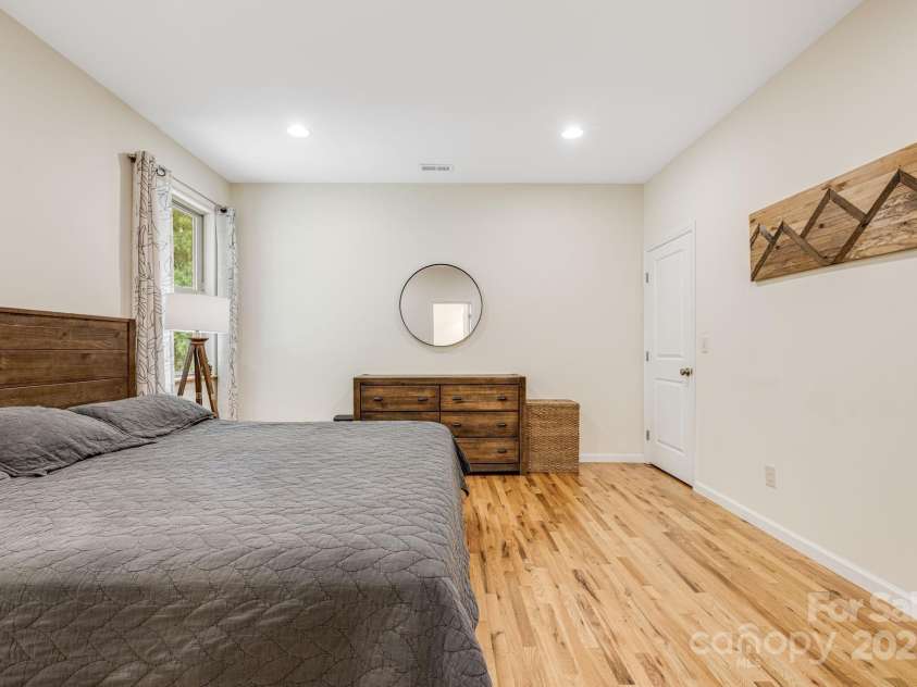 506 Hiawassee Avenue, Black Mountain, NC 28711.  MLS# CAR4265493, YatesRealty ID 24657. Primary bedroom