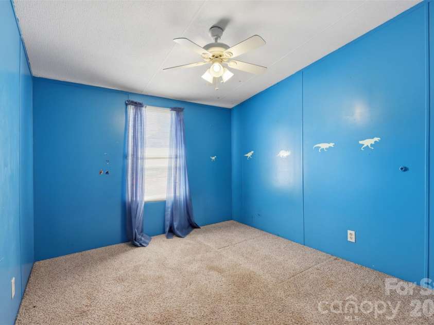 333 Howard Norton Drive, Hiddenite, NC 28636.  MLS# CAR4382521, YatesRealty ID 24658. Bedroom 3