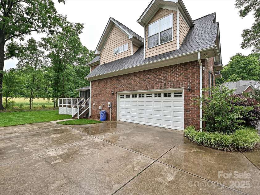 3409 Valdosta Court, Monroe, NC 28110.  MLS# CAR4258225, YatesRealty ID 24658. 