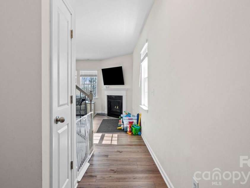 224 Eden Avenue, Mooresville, NC 28115.  MLS# CAR4359594, YatesRealty ID 24659. 