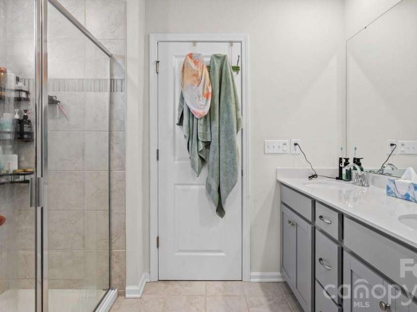 224 Eden Avenue, Mooresville, NC 28115.  MLS# CAR4359594, YatesRealty ID 24659. 