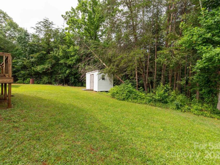 698 Leagan Drive, Blacksburg, SC 29702.  MLS# CAR4269777, YatesRealty ID 24659. 