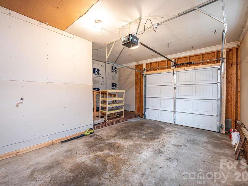 235 Spring Street, Mocksville, NC 27028.  MLS# CAR4336603, YatesRealty ID 2466. 