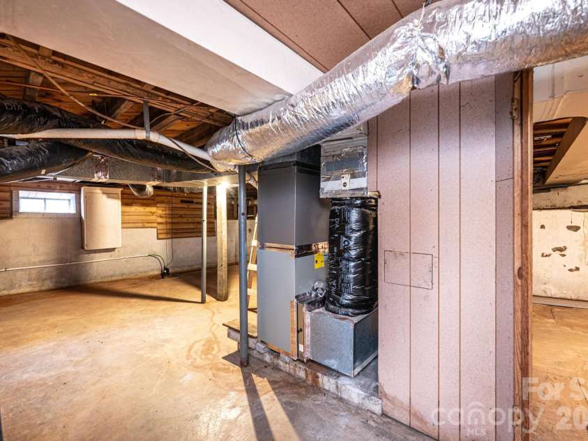 235 Spring Street, Mocksville, NC 27028.  MLS# CAR4336603, YatesRealty ID 2466. 