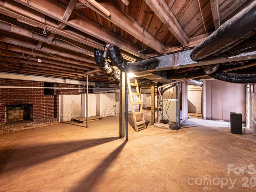 235 Spring Street, Mocksville, NC 27028.  MLS# CAR4336603, YatesRealty ID 2466. 