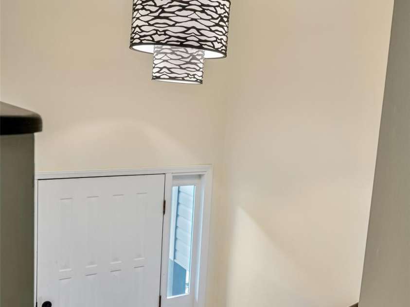 18 Golden Oaks Lane, Fletcher, NC 28732.  MLS# CAR4271858, YatesRealty ID 24660. 