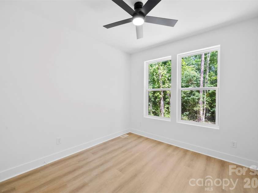 2555 Winfield Street, Kannapolis, NC 28083.  MLS# CAR4384874, YatesRealty ID 24661. 