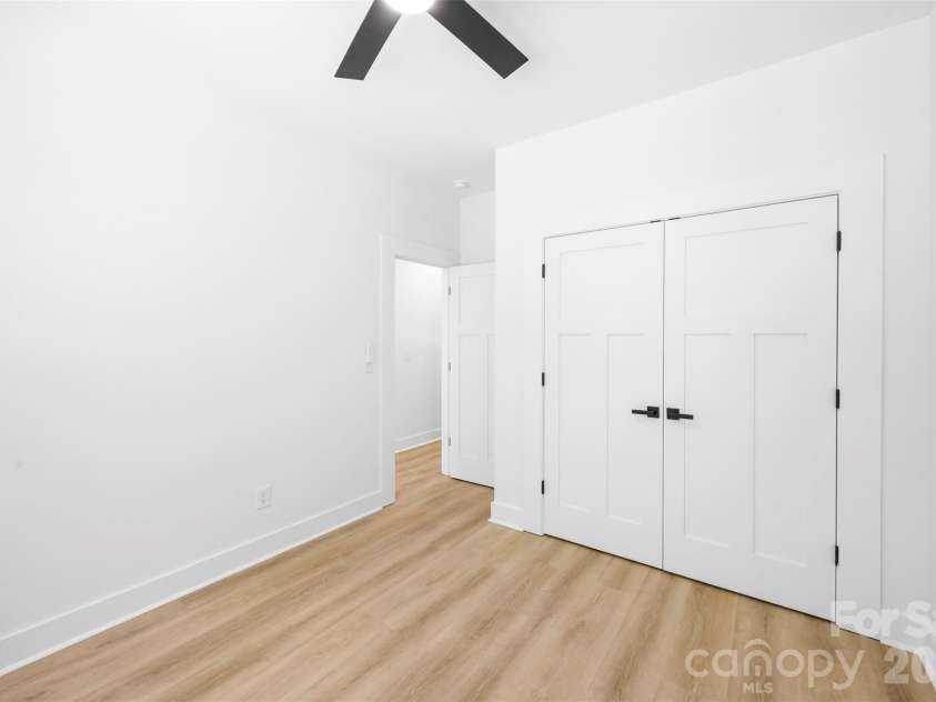 2555 Winfield Street, Kannapolis, NC 28083.  MLS# CAR4384874, YatesRealty ID 24661. 
