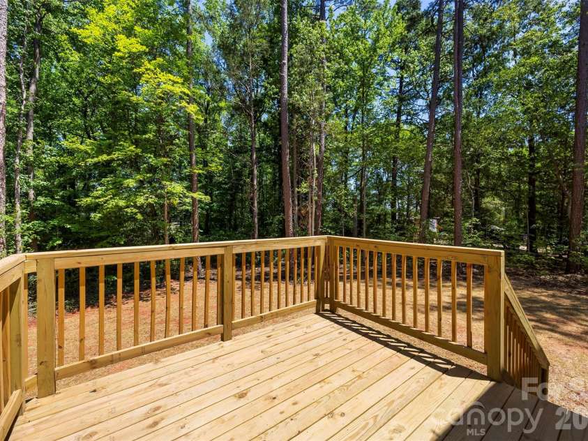 2555 Winfield Street, Kannapolis, NC 28083.  MLS# CAR4384874, YatesRealty ID 24661. 