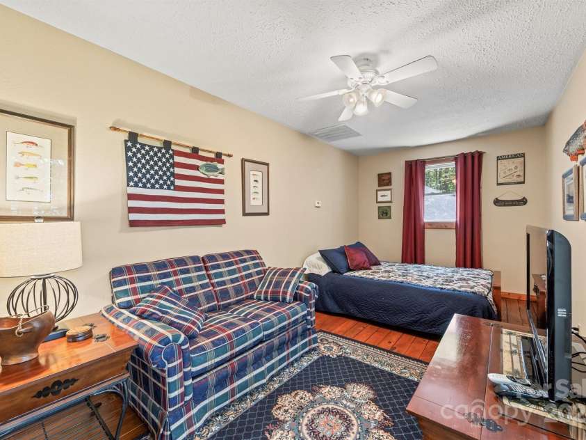 747 Bear Cove Circle, Bryson City, NC 28713.  MLS# CAR4278291, YatesRealty ID 24661. 2nd floor living area