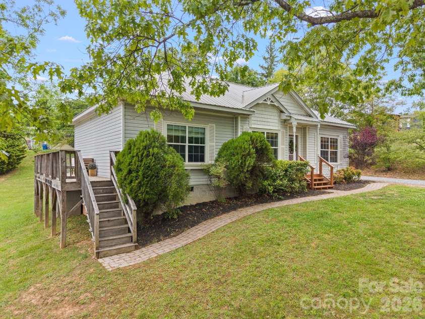233 Thompson Cove Road, Clyde, NC 28721.  MLS# CAR4380659, YatesRealty ID 24663. 