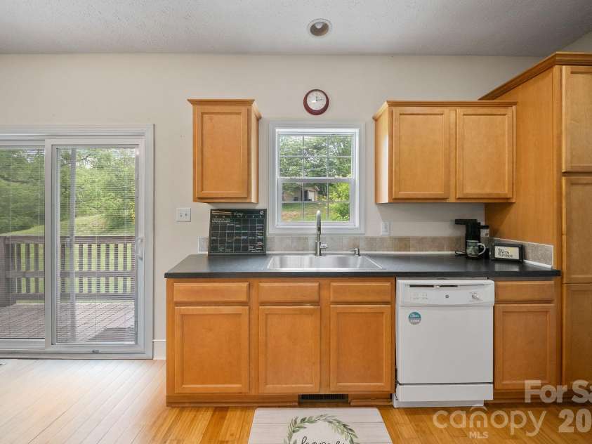 233 Thompson Cove Road, Clyde, NC 28721.  MLS# CAR4380659, YatesRealty ID 24663. 