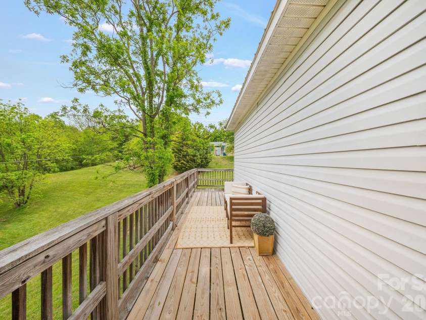 233 Thompson Cove Road, Clyde, NC 28721.  MLS# CAR4380659, YatesRealty ID 24663. 