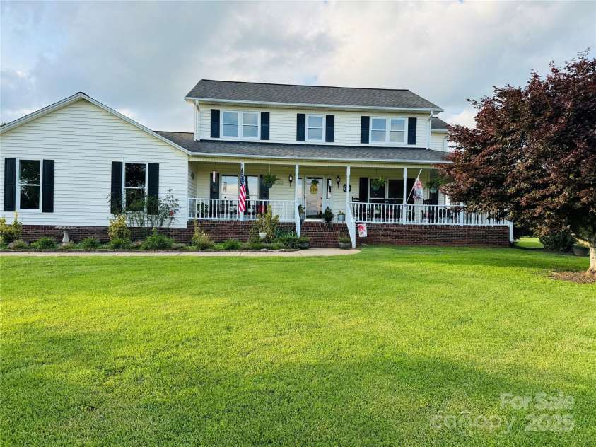 212 Countryside Road, Kings Mountain, NC 28086.  MLS# CAR4271071, YatesRealty ID 24665. 