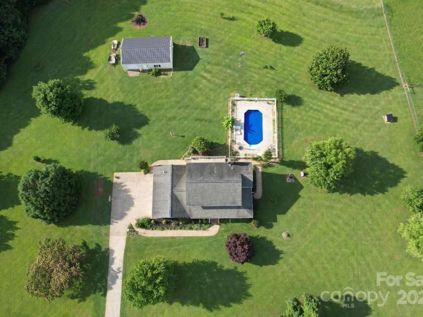 212 Countryside Road, Kings Mountain, NC 28086.  MLS# CAR4271071, YatesRealty ID 24665. 