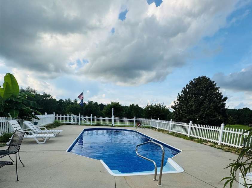 212 Countryside Road, Kings Mountain, NC 28086.  MLS# CAR4271071, YatesRealty ID 24665. 