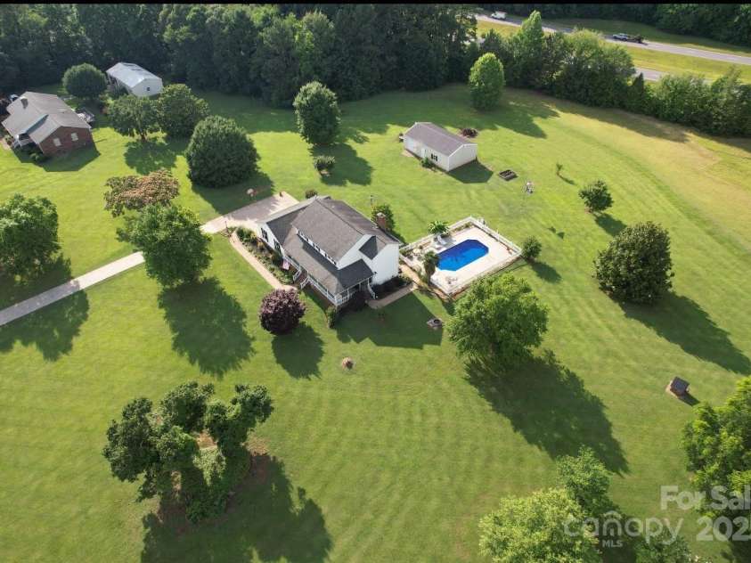 212 Countryside Road, Kings Mountain, NC 28086.  MLS# CAR4271071, YatesRealty ID 24665. 