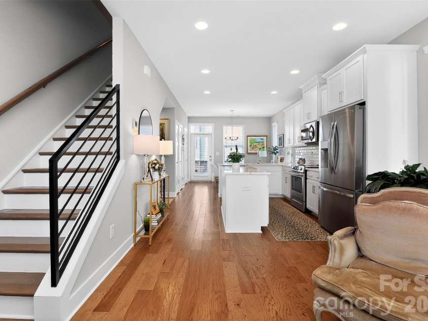 2111 Isom Street, Charlotte, NC 28208.  MLS# CAR4385066, YatesRealty ID 24666. 