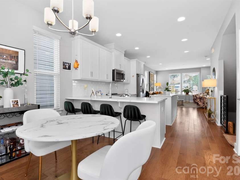 2111 Isom Street, Charlotte, NC 28208.  MLS# CAR4385066, YatesRealty ID 24666. 
