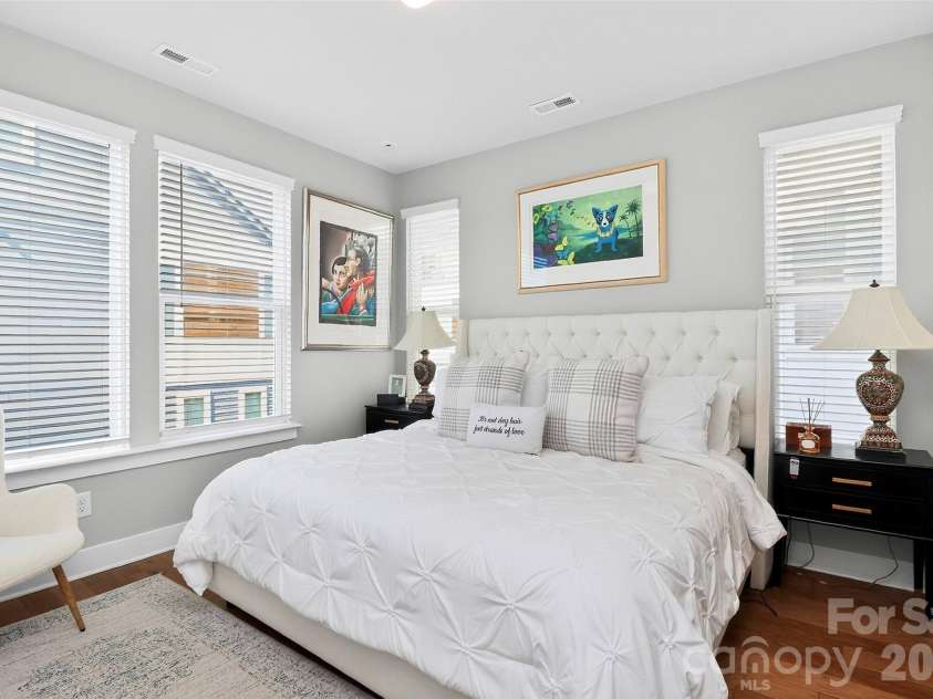 2111 Isom Street, Charlotte, NC 28208.  MLS# CAR4385066, YatesRealty ID 24666. 
