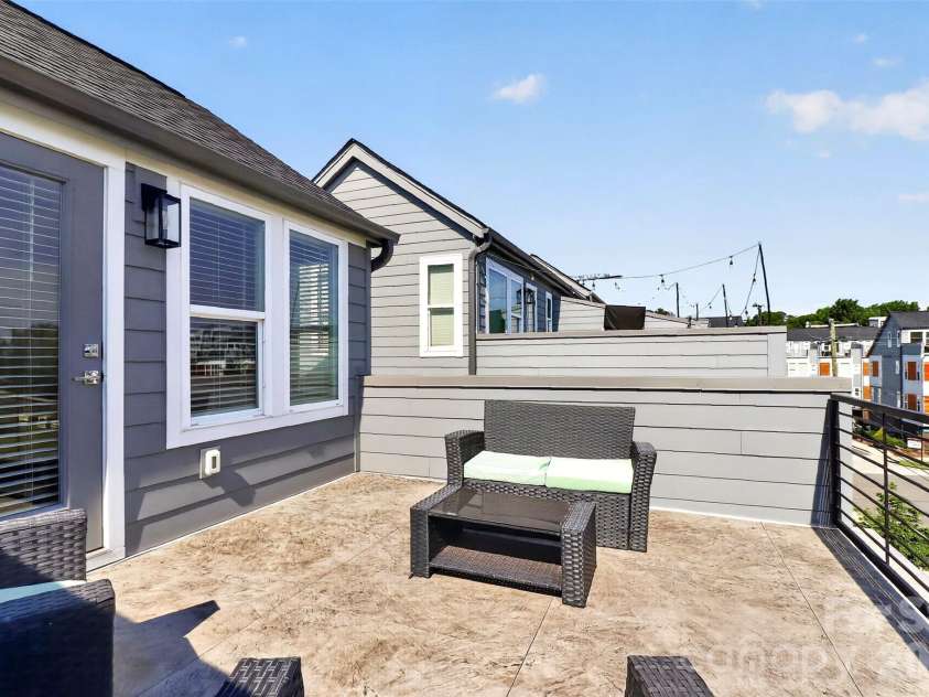 2111 Isom Street, Charlotte, NC 28208.  MLS# CAR4385066, YatesRealty ID 24666. Rooftop Terrace
