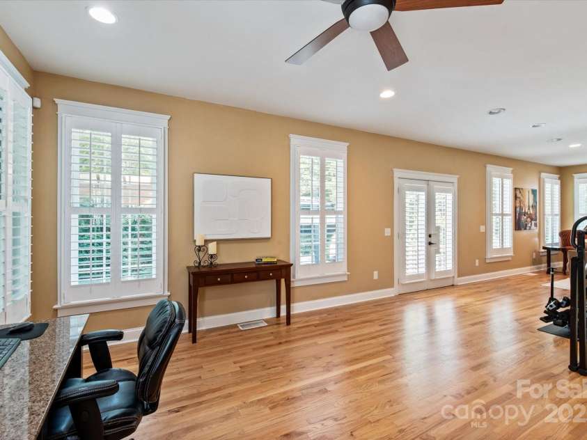 189 Mills Lane, Fort Mill, SC 29708.  MLS# CAR4259417, YatesRealty ID 24667. Rare additional space on the first floor