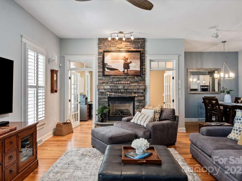 189 Mills Lane, Fort Mill, SC 29708.  MLS# CAR4259417, YatesRealty ID 24667. Stone fireplace