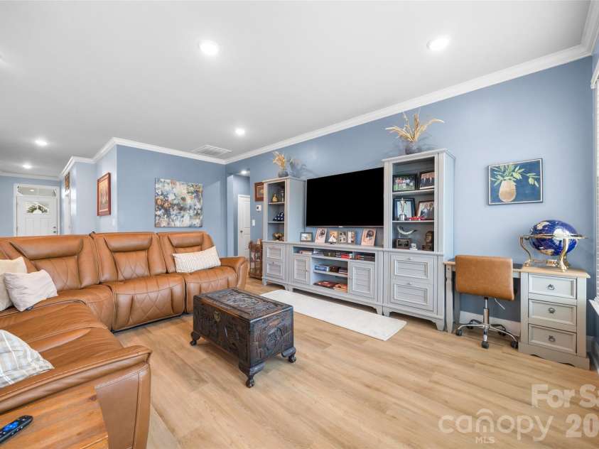 3129 Gavin Lane, Harrisburg, NC 28075.  MLS# CAR4384638, YatesRealty ID 24668. 