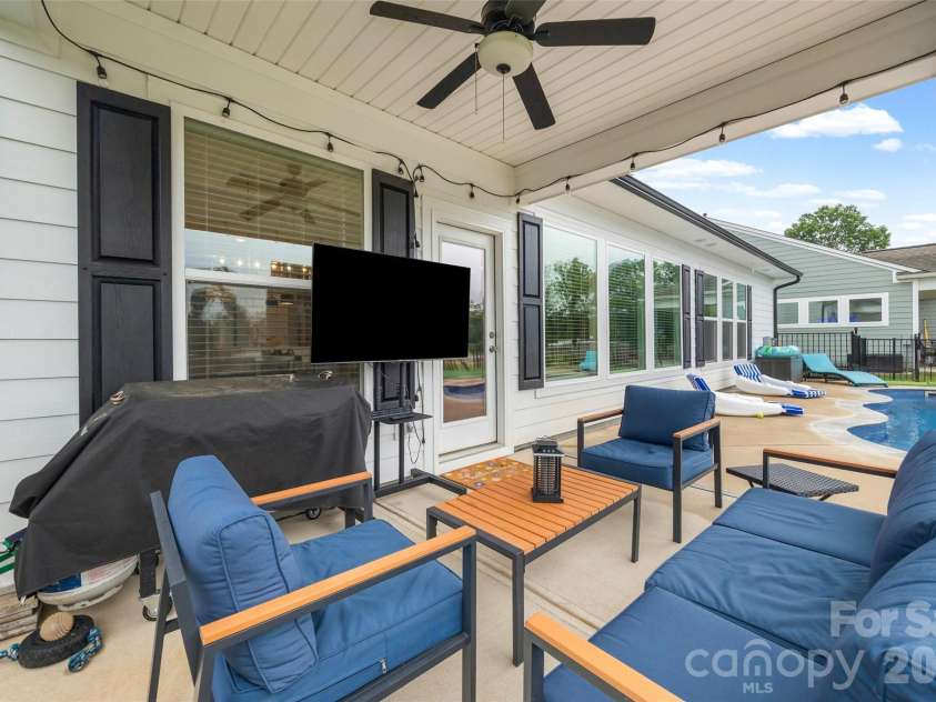 3129 Gavin Lane, Harrisburg, NC 28075.  MLS# CAR4384638, YatesRealty ID 24668. 