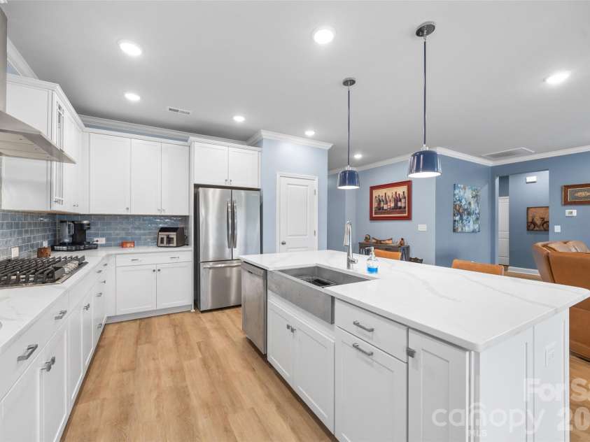 3129 Gavin Lane, Harrisburg, NC 28075.  MLS# CAR4384638, YatesRealty ID 24668. Kitchen