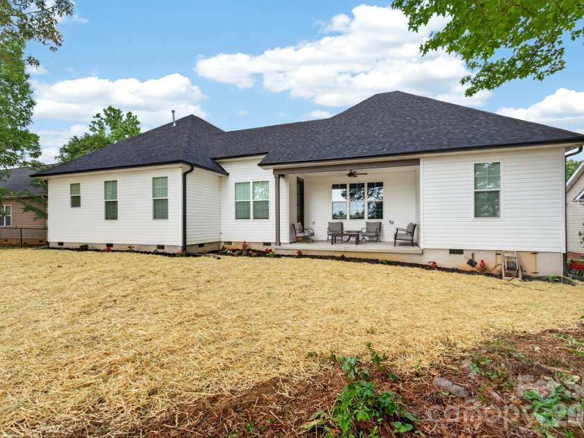 2358 Keswick Lane, Rock Hill, SC 29732.  MLS# CAR4383721, YatesRealty ID 24669. 