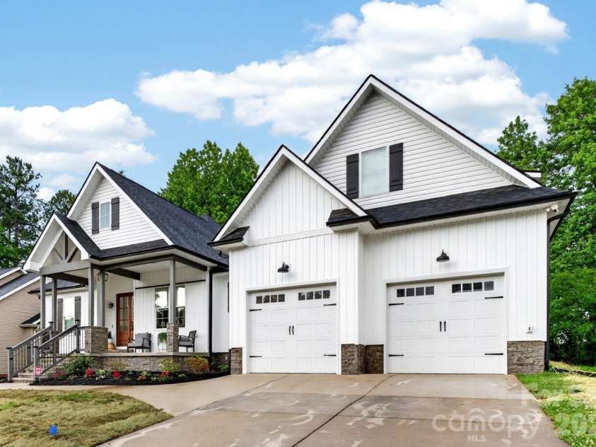 2358 Keswick Lane, Rock Hill, SC 29732.  MLS# CAR4383721, YatesRealty ID 24669. 