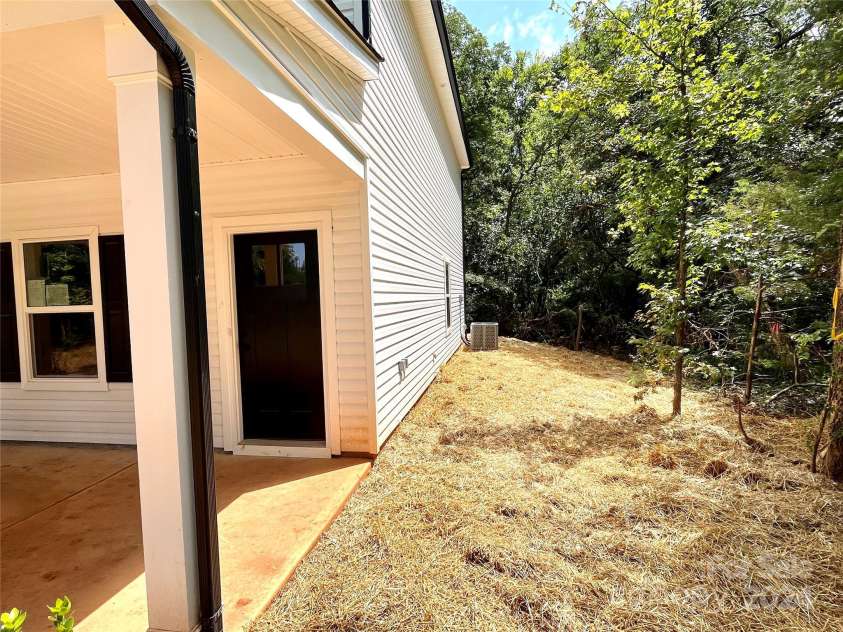 294 Washington Street, York, SC 29745.  MLS# CAR4174722, YatesRealty ID 2467. 