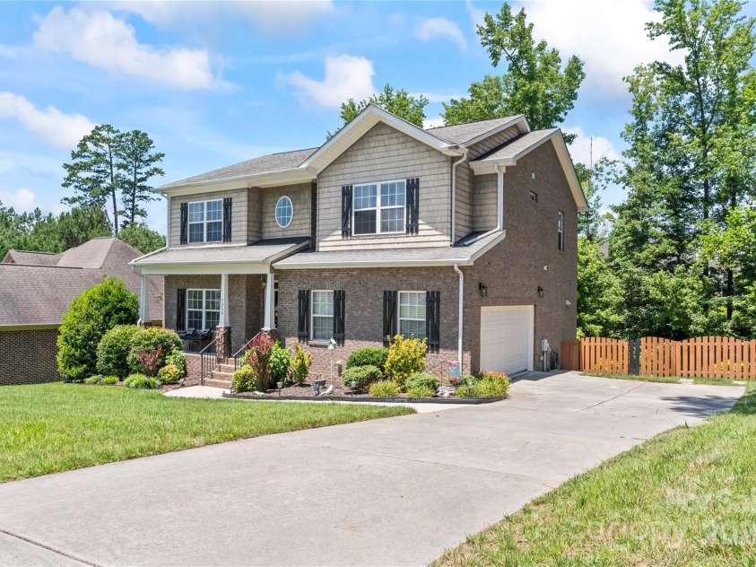 7355 Drury Lane, Denver, NC 28037.  MLS# CAR4274353, YatesRealty ID 24670. 