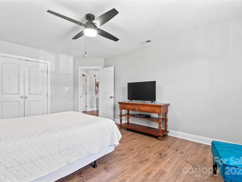 7355 Drury Lane, Denver, NC 28037.  MLS# CAR4274353, YatesRealty ID 24670. 