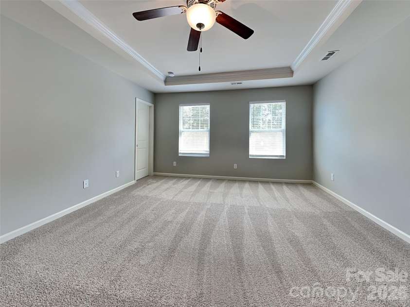 9425 Hartington Place, Charlotte, NC 28269.  MLS# CAR4384878, YatesRealty ID 24670. 