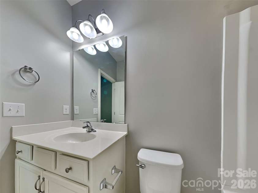 9425 Hartington Place, Charlotte, NC 28269.  MLS# CAR4384878, YatesRealty ID 24670. 