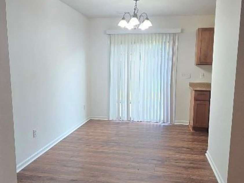 5751 Justins Forest Drive, Charlotte, NC 28212.  MLS# CAR4383461, YatesRealty ID 24671. 