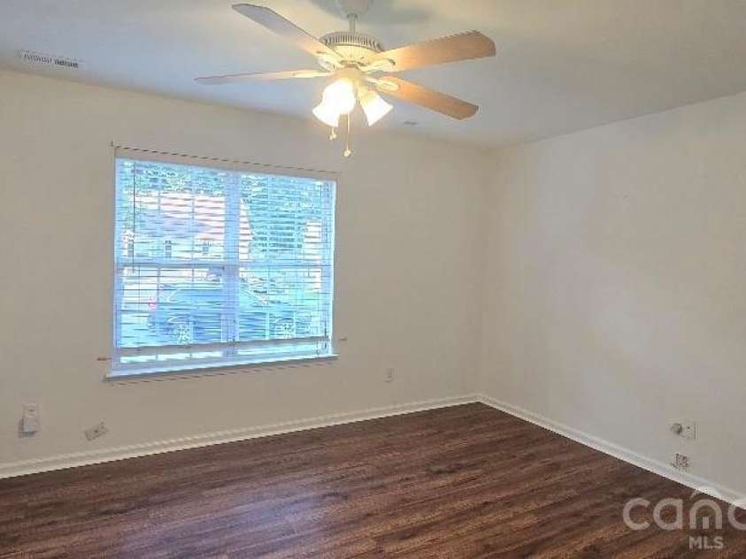 5751 Justins Forest Drive, Charlotte, NC 28212.  MLS# CAR4383461, YatesRealty ID 24671. 